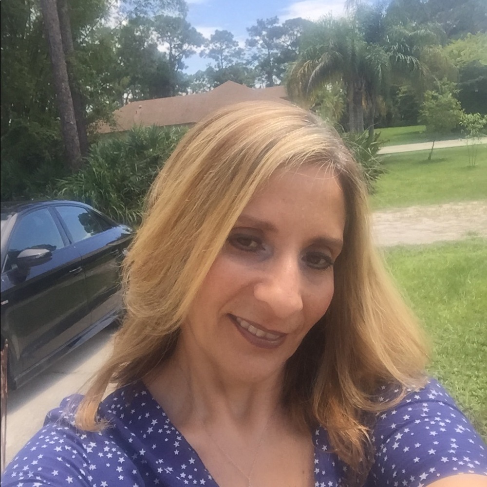Meet your Posher, Annette